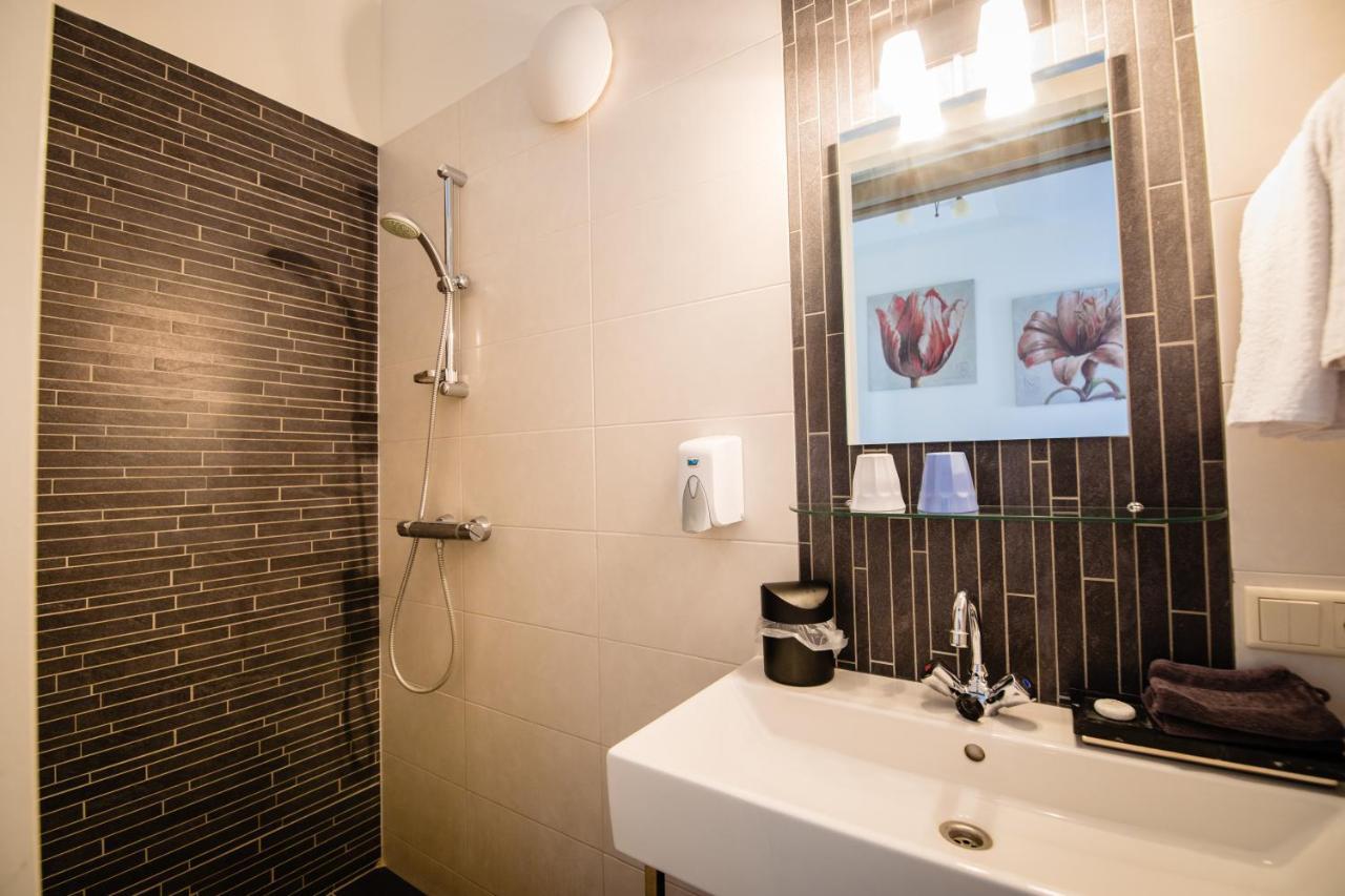 Hotel De Reiziger Ottersum Экстерьер фото