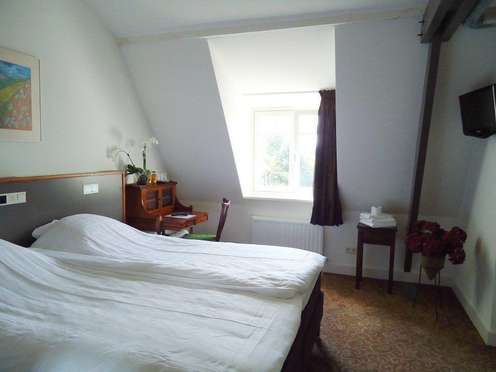 Hotel De Reiziger Ottersum Экстерьер фото