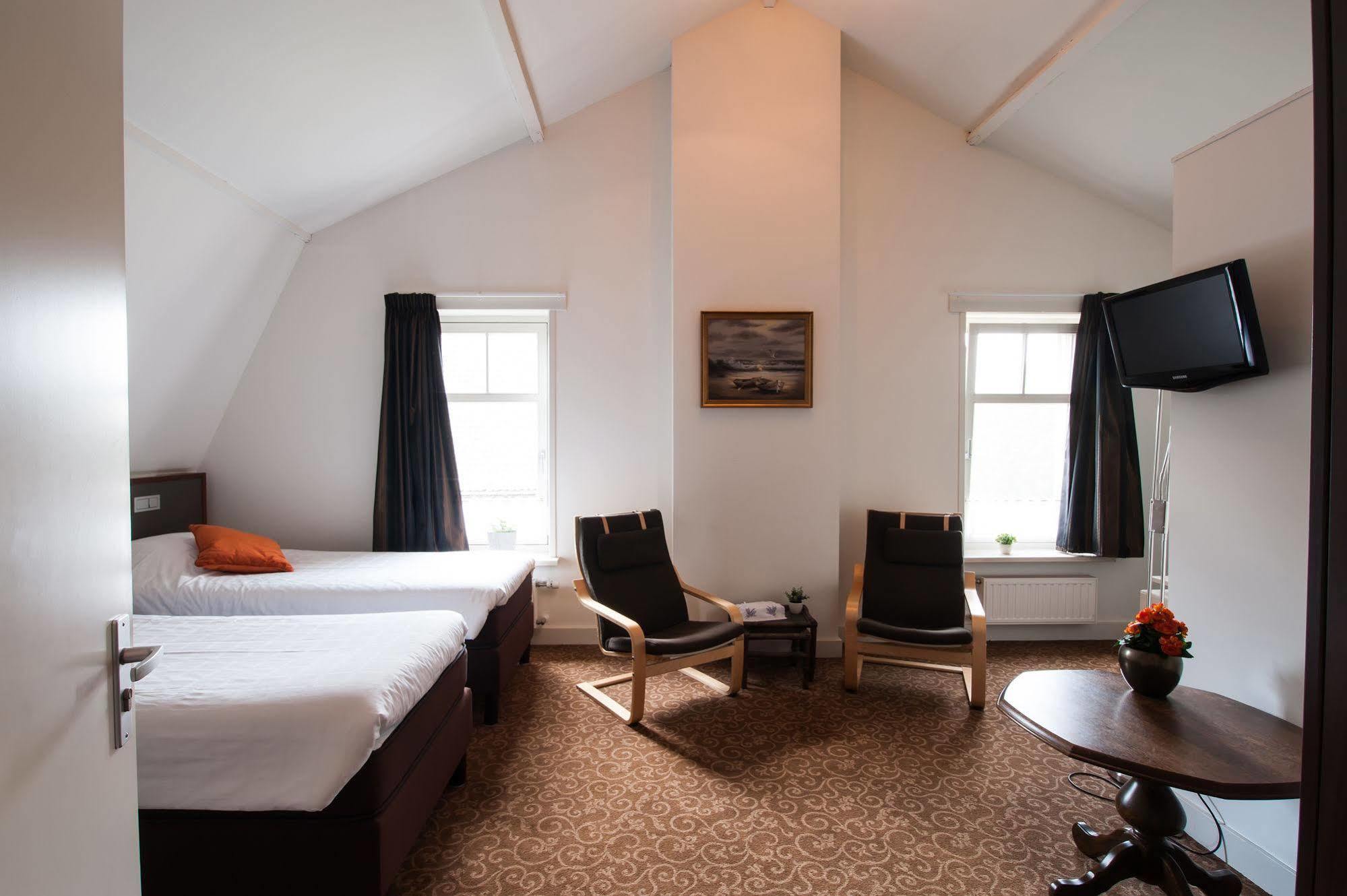 Hotel De Reiziger Ottersum Экстерьер фото